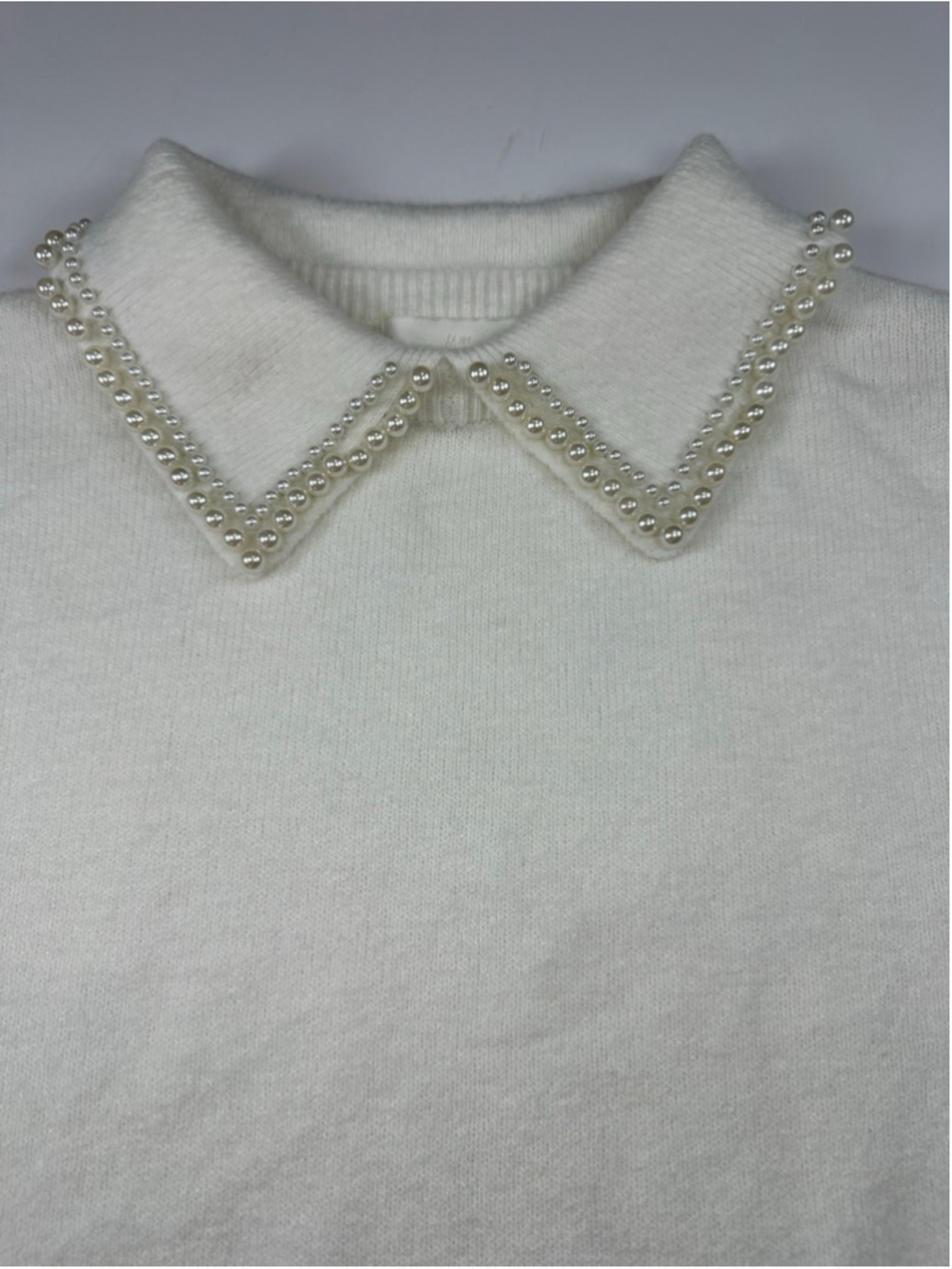 H&M Cream Pearl Embellished Peter Pan Collar Sweater Size Small Soft Knit Preppy - Picture 6 of 11